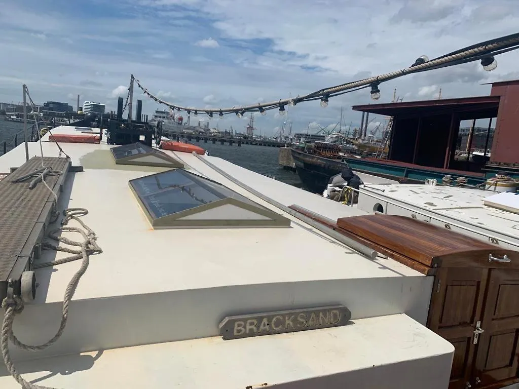 Hotelschip Bracksand Amsterdam City, In De Zomer En De Winter!