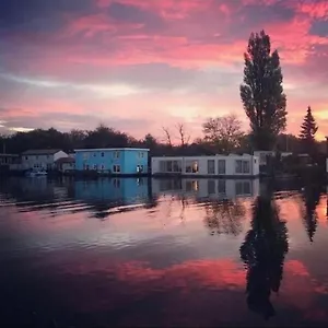 Amster Houseboat Bed Without Breakfast Bed & Breakfast