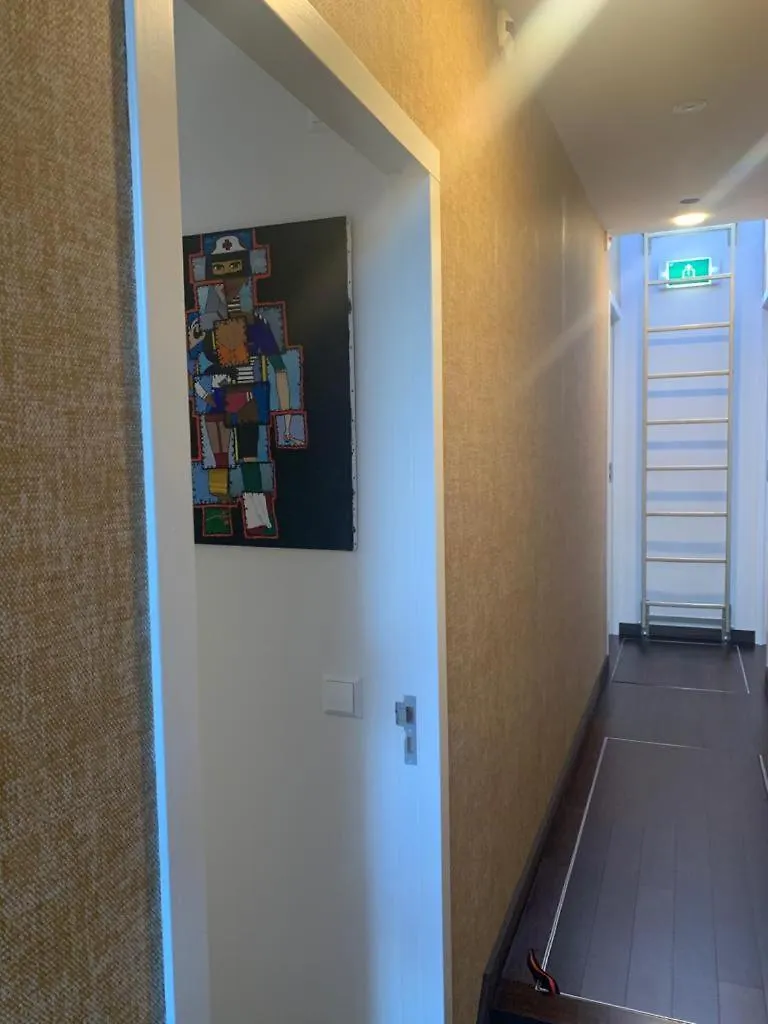 Hotel na wodzie Hotelschip Bracksand Amsterdam City, In De Zomer En De Winter!